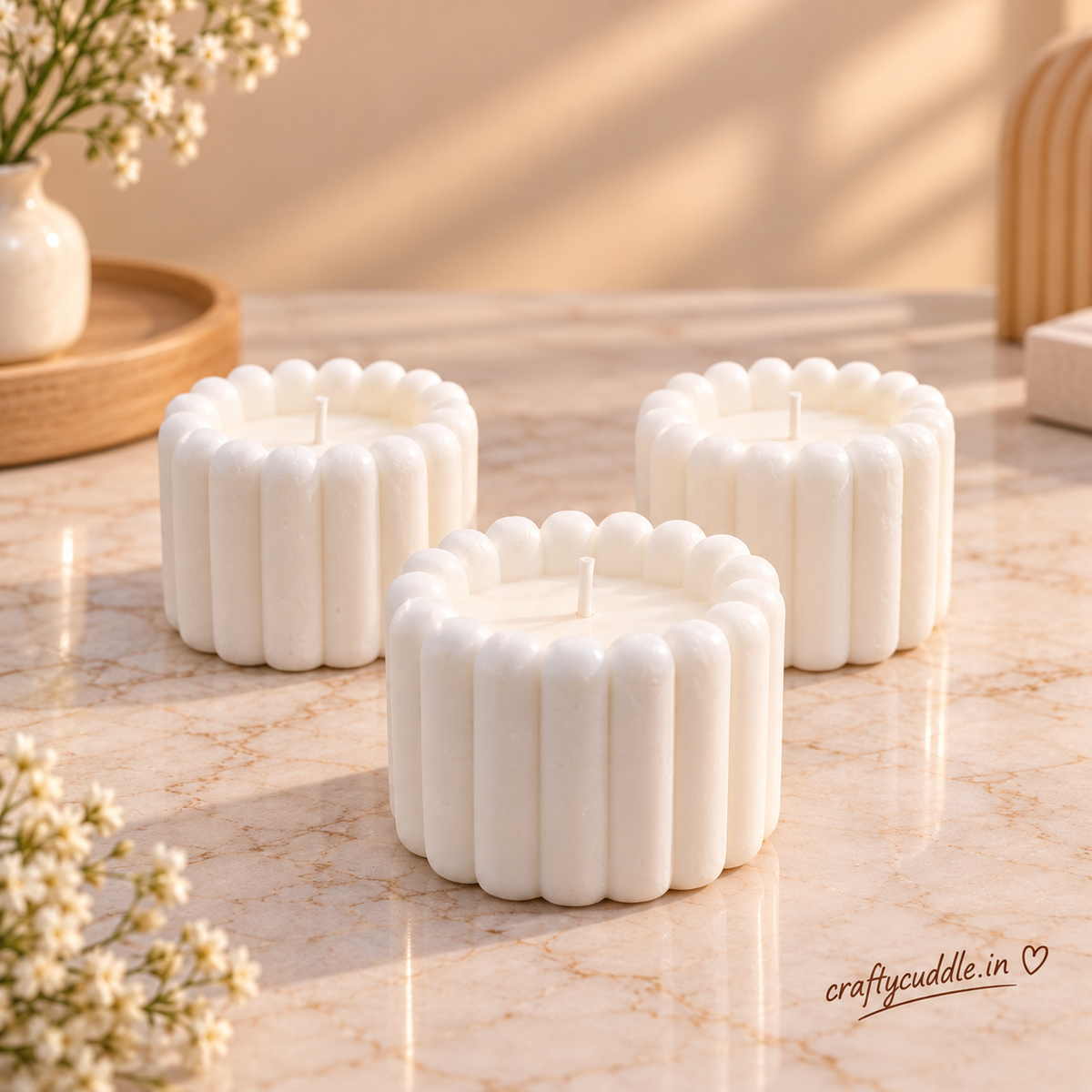 Decorative Ribbed Design Candle
