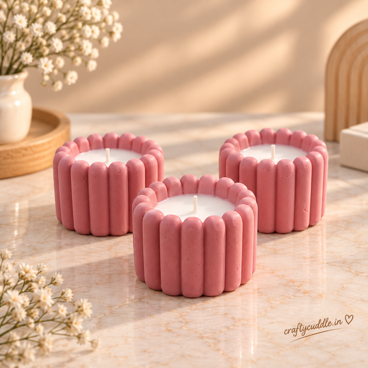 Decorative Ribbed Design Candle