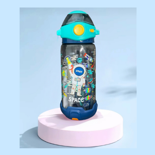 Space Explorer Water Bottle for Kids – 650ml | Fun Design, Spill-Proof, Easy Sip 🌌🚀