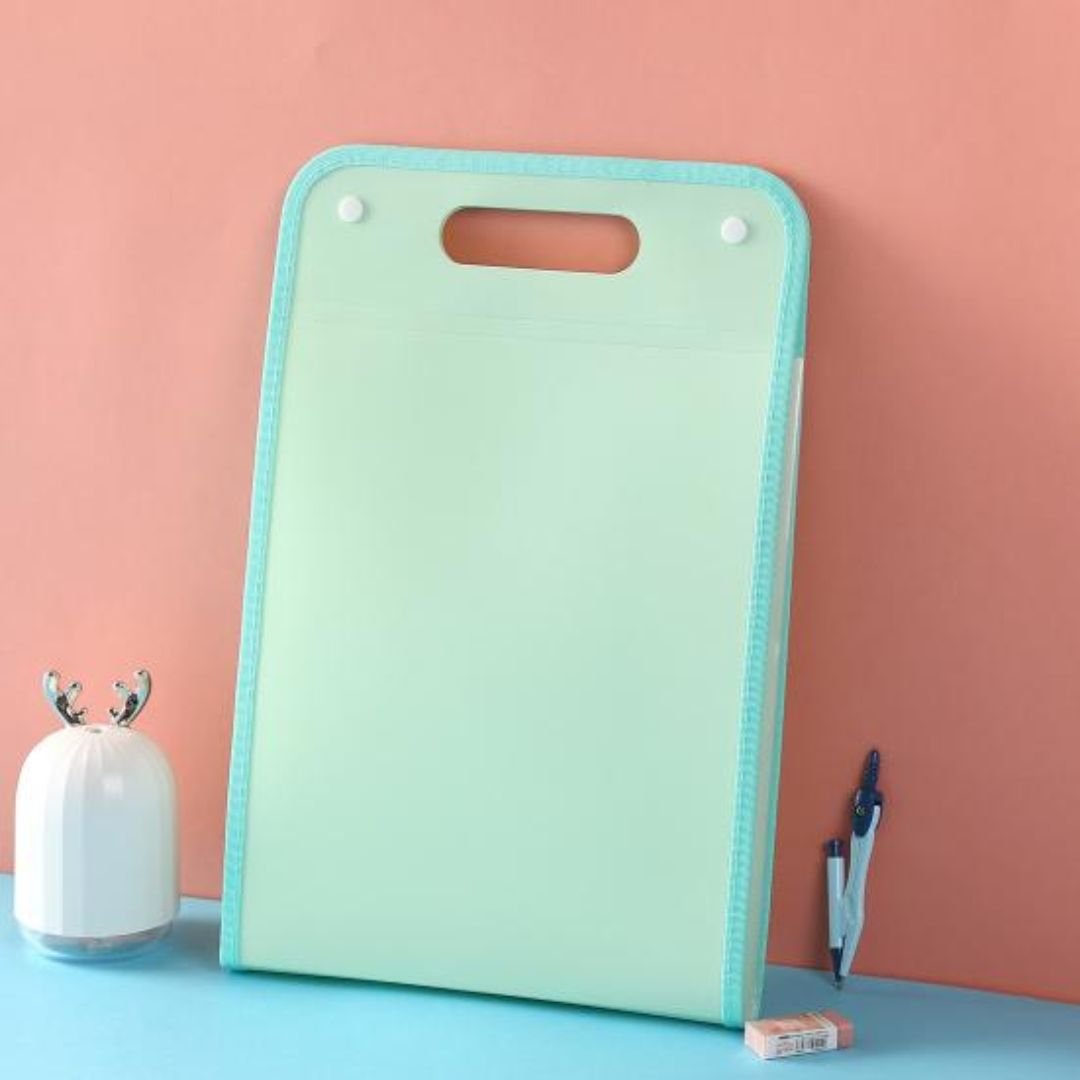Durable A4 polypropylene file folder with handle keeps important papers secure.