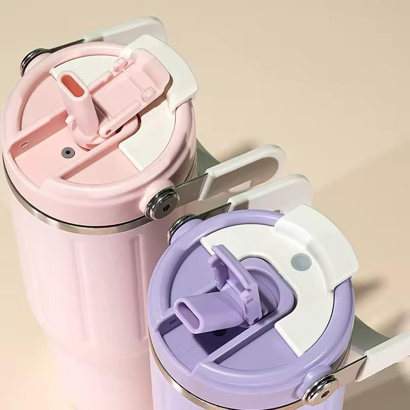 Insulated Water Bottle with HandleInsulated Water BottleCRAFTY CUDDLEInsulated Water Bottle with HandlePinkbottlewithhandledailyhydration
