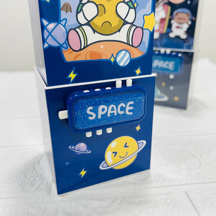 Space Explorer pen holder on kids’ study table